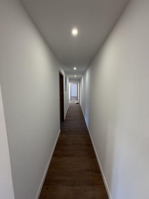 T2 Novo e Mobilado Despesas Incluídas Comboio à Porta Praia da Granja