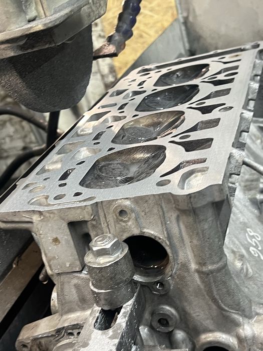 Шліфовка ГБЦ і інших деталей