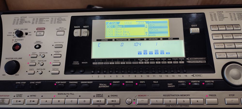 Синтезатор Yamaha psr 740 продам