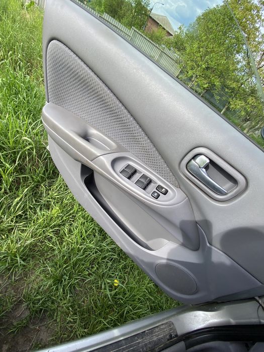 Продаж Nissan Almera 2003