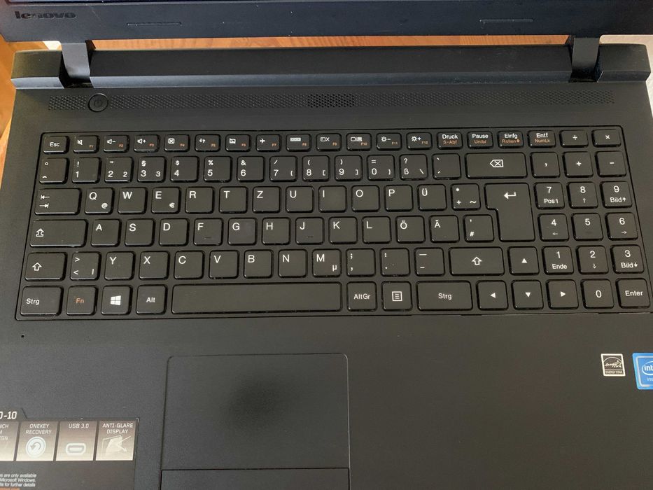 Ноутбук Lenovo B50-10/Celeron N2840/4gb RAM/120gb SSD/ Intel HD Graphics