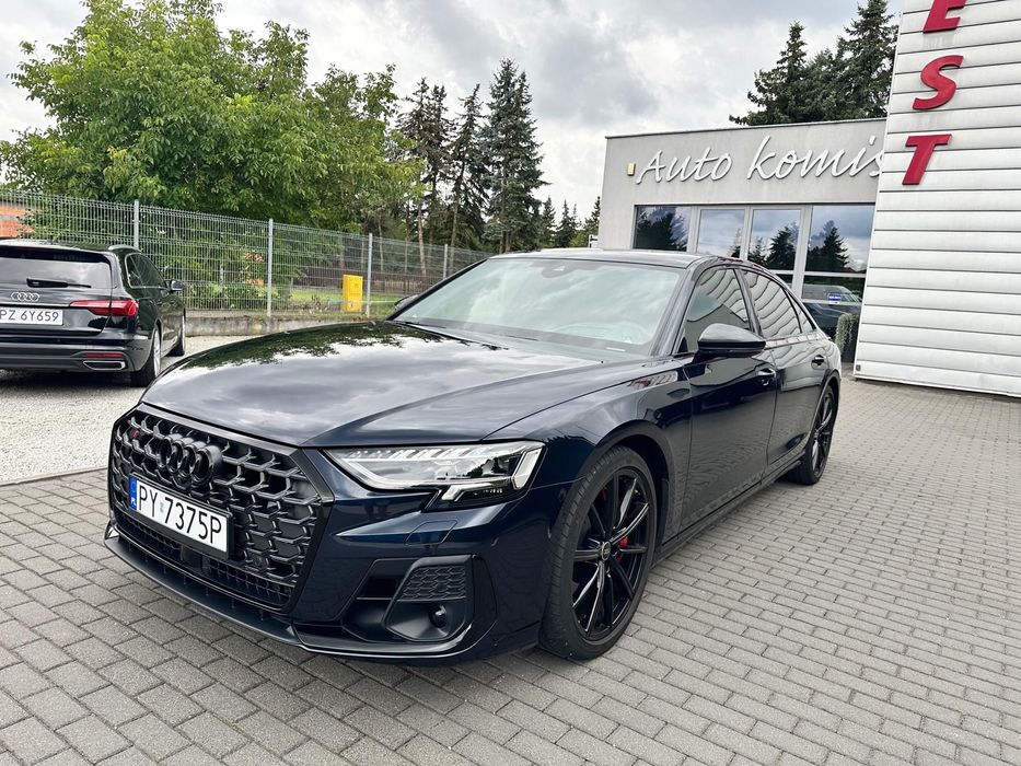 Audi S8