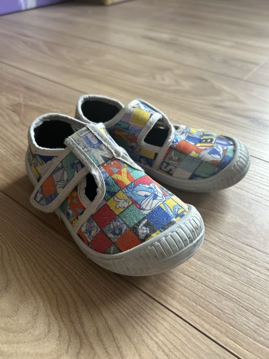 Buty tenisówki zmienne 25 ccc