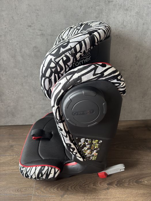 Автокрісло  Britax-Romer Kidfix III M Letter Designkkkkk і підложка