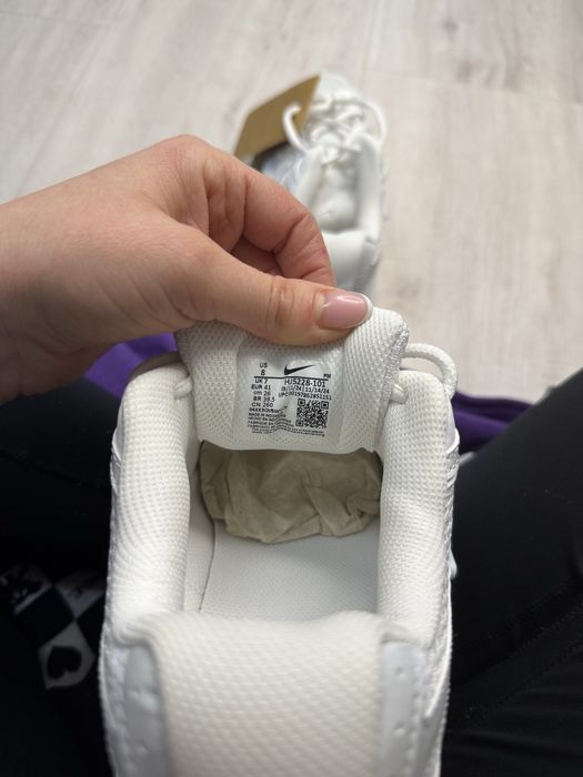 Кросівки Nike V5 RNR White Black Metallic Silver HJ5228-101