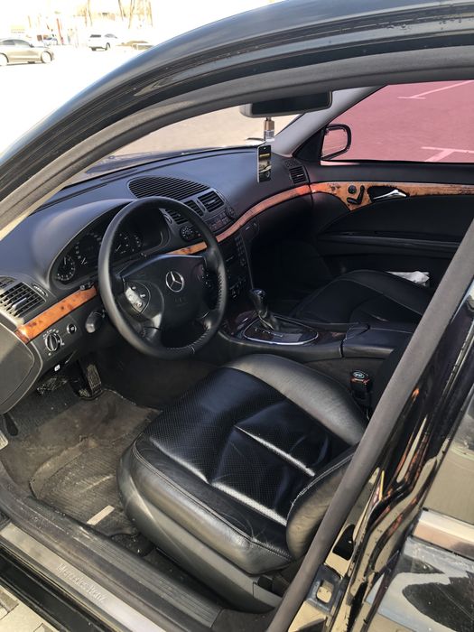 Продам Mercedes  Benz e211 2.2 cdi