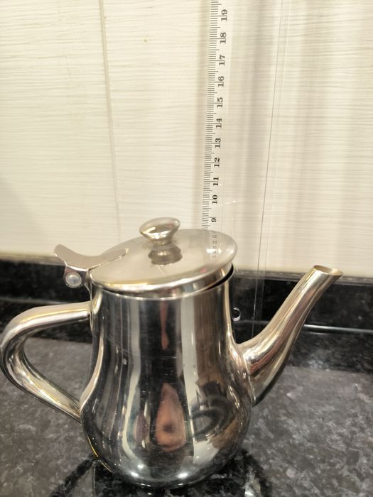 Bules para chá como novos