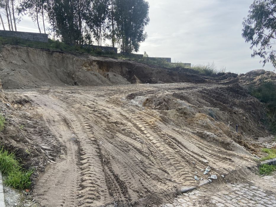 Dou saibro para aterro de obra ou enchimento