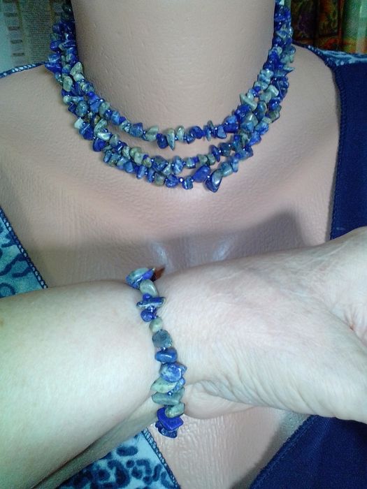 Прикраси з натурального каменю