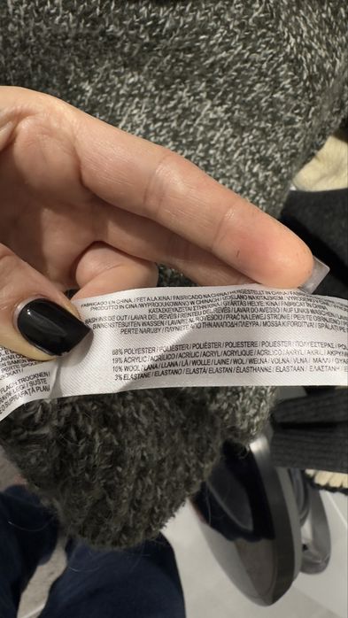 Теплий светр. Розмір М