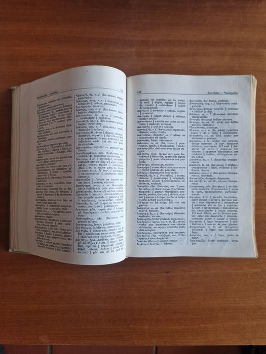 Dicionário Grego-Português e Português-Grego,  Isidro Pereira, S. J.