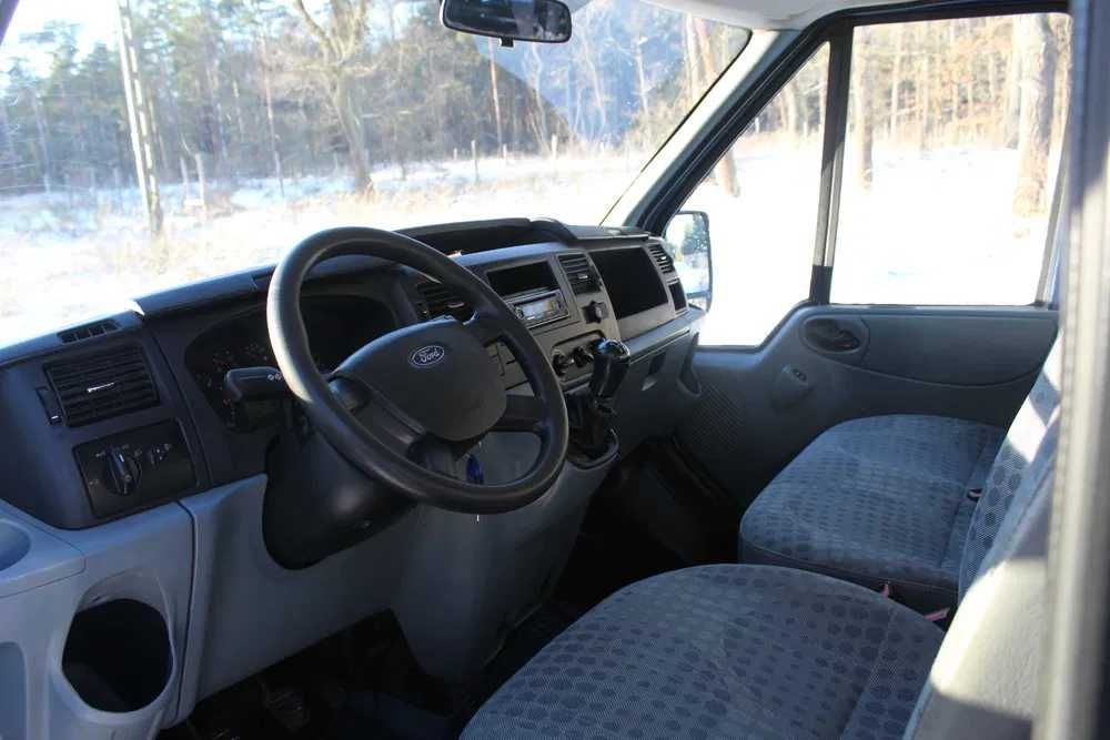 Ford Transit Dostawczy – sprawny, gotowy do pracy!