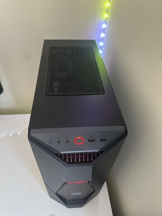 Computador gaming em bom estado