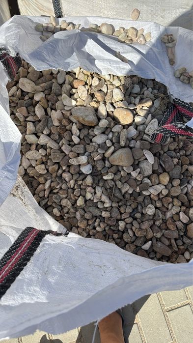 Sacos de 1000kg pedras brancas, pretas e de rio