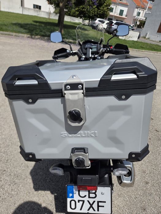 Suzuki DL 650 Vstrom (seminova)