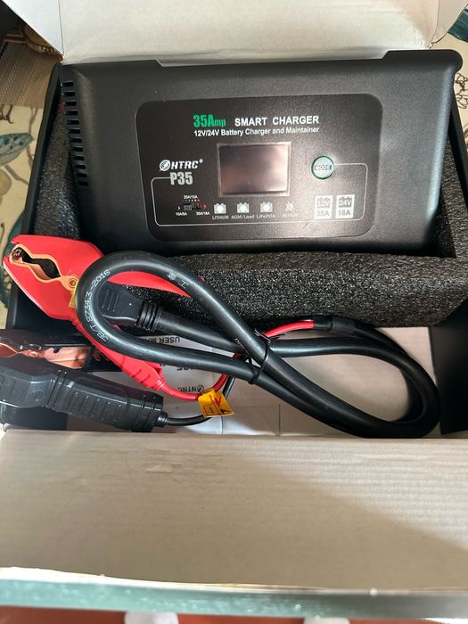 зарядний пристрій  HTRC p35 Lifepo4 35а 12в 24в emerson