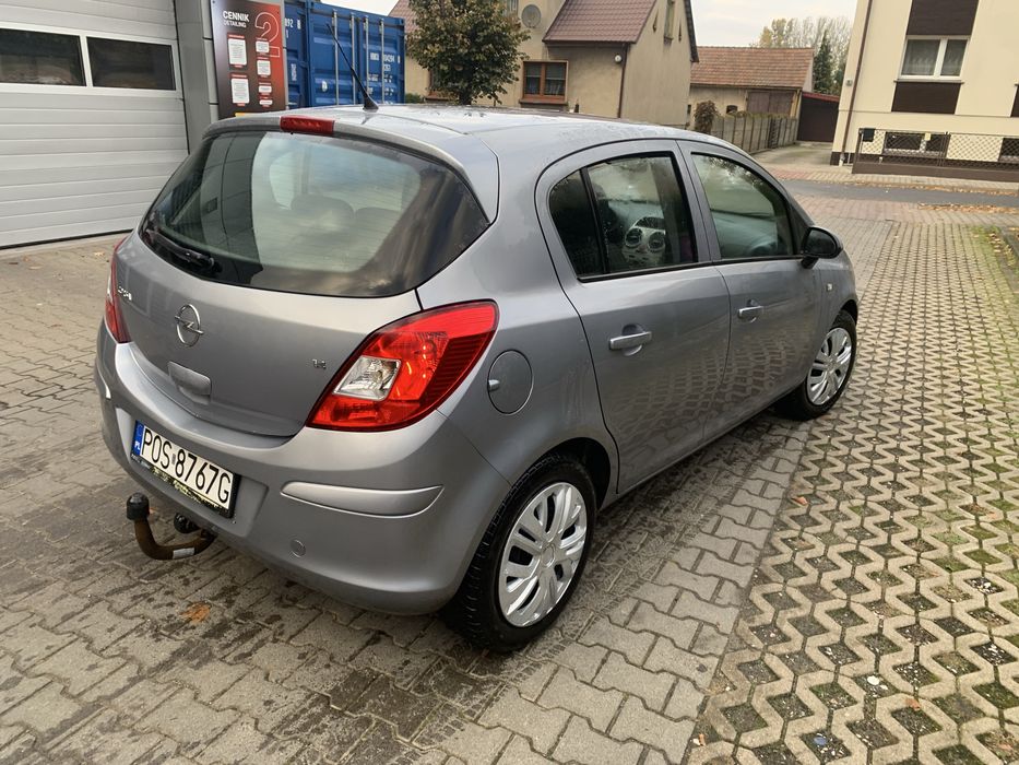 Coraa D 1.4 benzyna  5drzwi