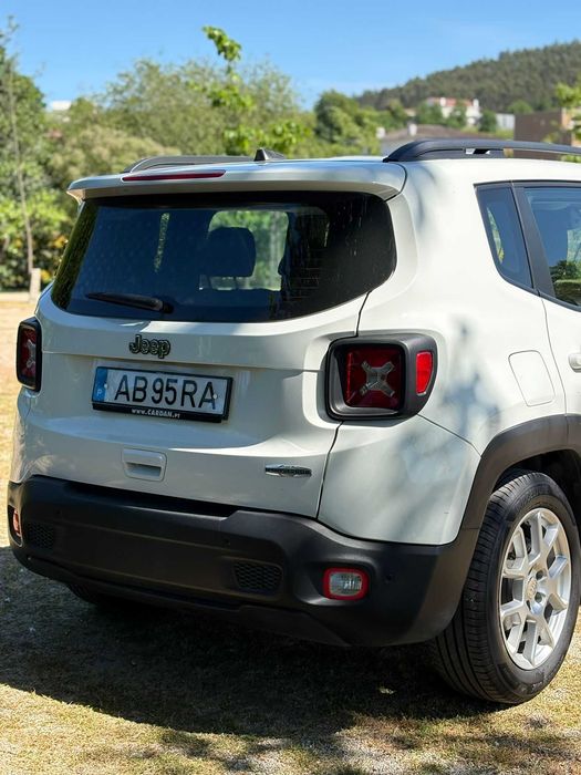 Jeep Renegade 2020 gasóleo 96000km revisões feitas e bem estimado