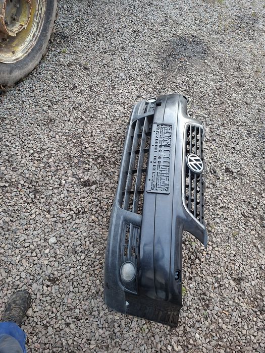 Volkswagen touran 1t zderzak przód kompletny czarny z spryski