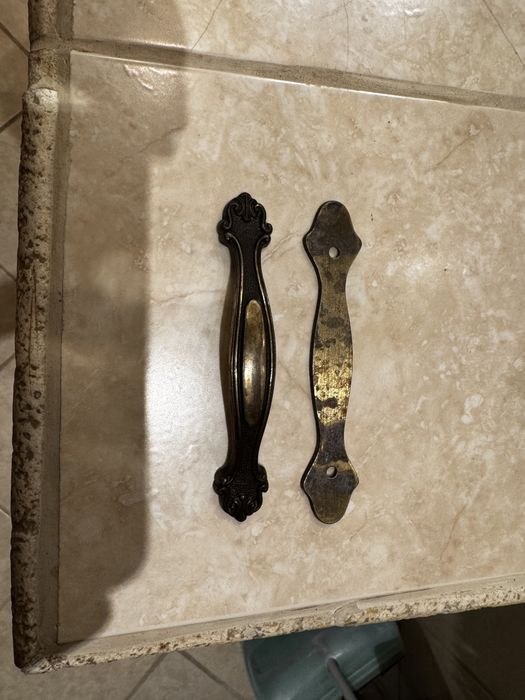 Uchwyty  do mebli mosiężne  art deco  21 sztuk