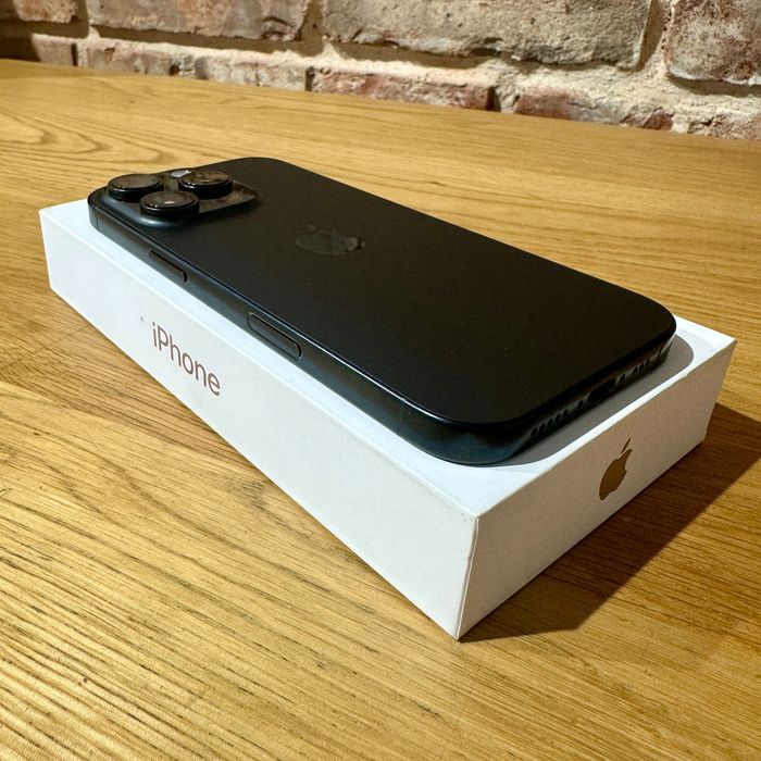  Apple iPhone 16 Pro 256GB Black Titanium Idealny Bateria 100