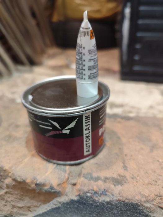 Masa szybko wiążąca wykończeniowa