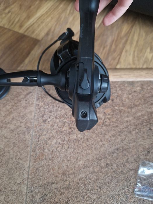 Kołowrotek karpiowy firmy dam quick shadow 5 8000 sls