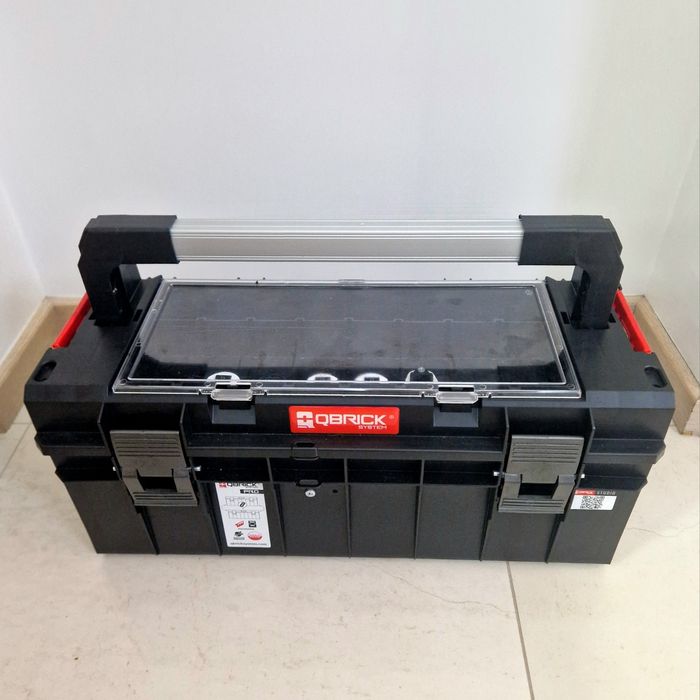 ЕнергоБокс Зарядна Станція з чистим синусом 1.2 1.8 кВт ecoflow blueti