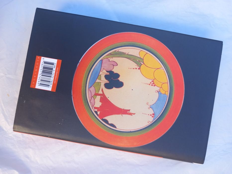 Biografia Clarice Cliff - Ceramista Art Deco