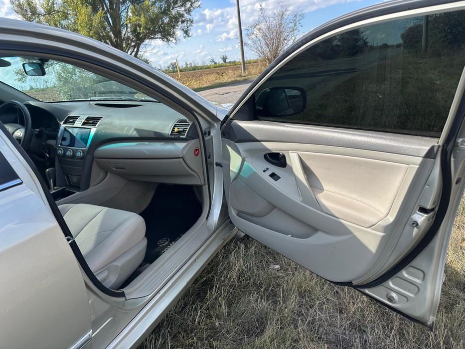 Продам авто toyota camry 40