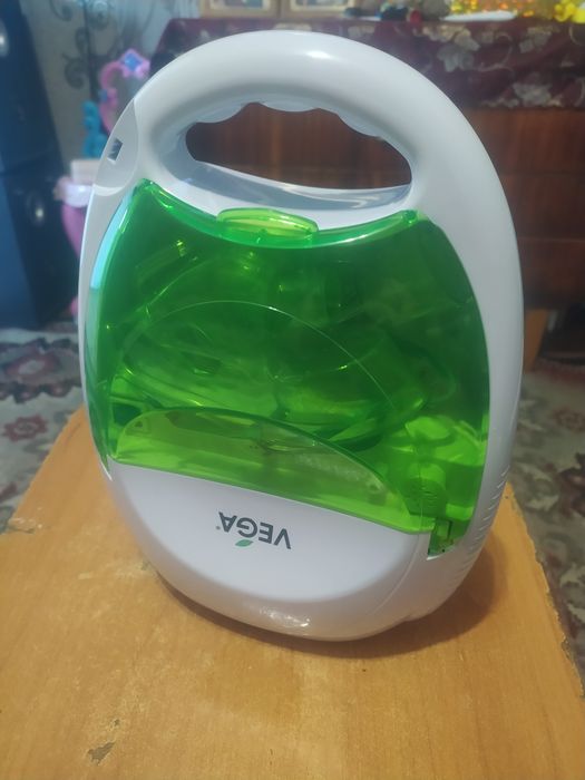Продам инголятор вега