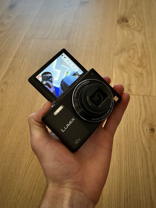 НОВИЙ в заводській плівці panasonic sz10 з повним комплектом!