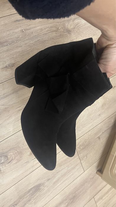 Замшеві напівчеревики, ботики