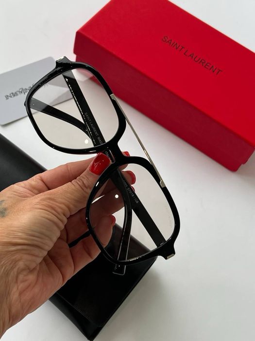 Окуляри Saint Laurent нова колекція