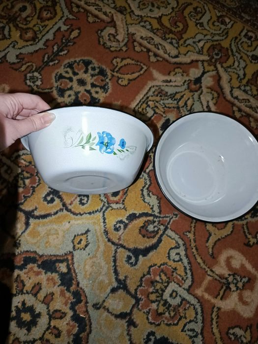 Посуда,тарелки,эмалированные миски