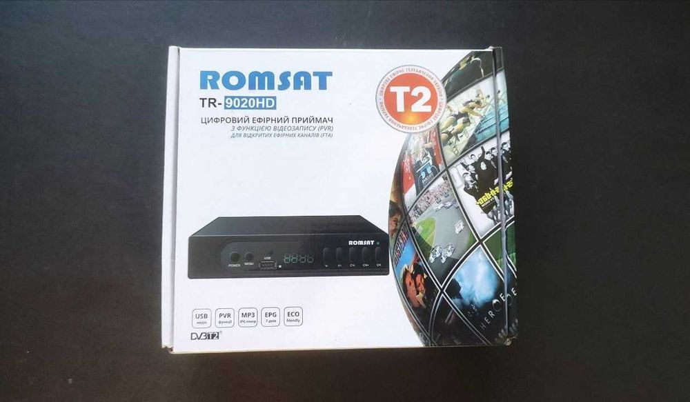 DVB-T2 цифровий ефірний приймач Ресивер Romsat TR-9020HD