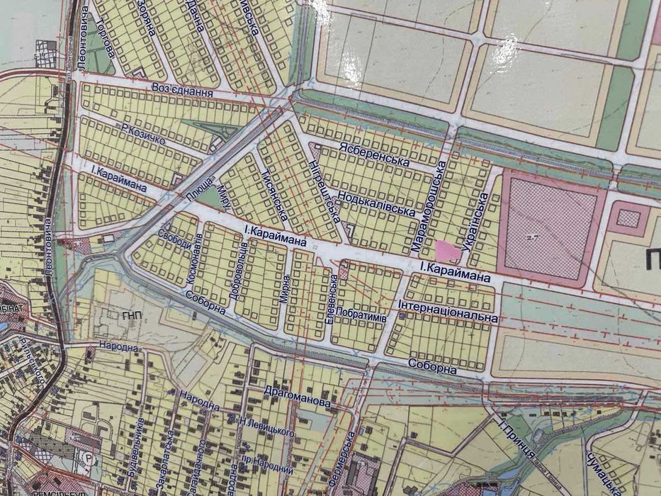 Продається земельна ділянка в м. Тячів під будівництво