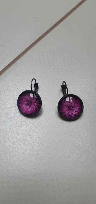 Kolczyki fuksjowe stylowe