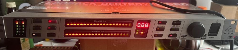 Behringer Eliminator Sprzężeń FBQ 2496