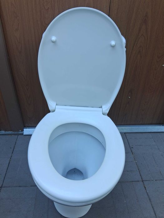 Toaleta, sedes dolnopłuk Cersanit