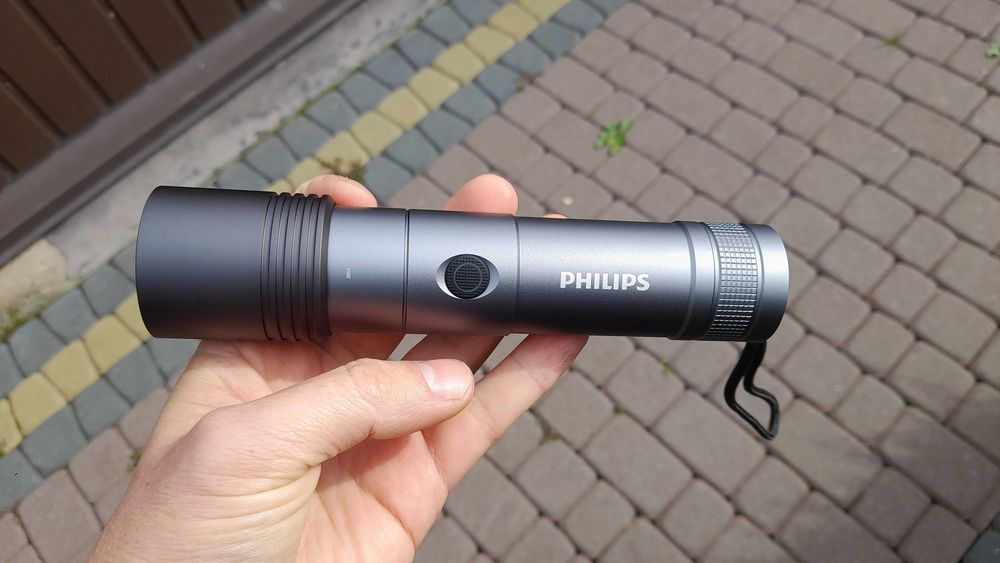Фонарь PHILIPS . Ліхтар Філіпс.