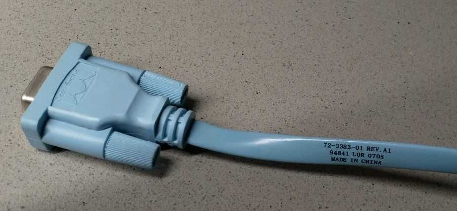 Cabo de consola Cisco RJ45 - DB9 fêmea (72_3383_01)