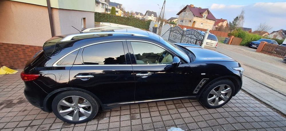Infiniti FX Nissan Fx50 Europa kultowy samochód, sportowy, komfortowy, terenowy