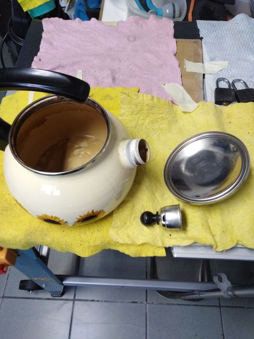 Czajnik emaliowany 2 l.