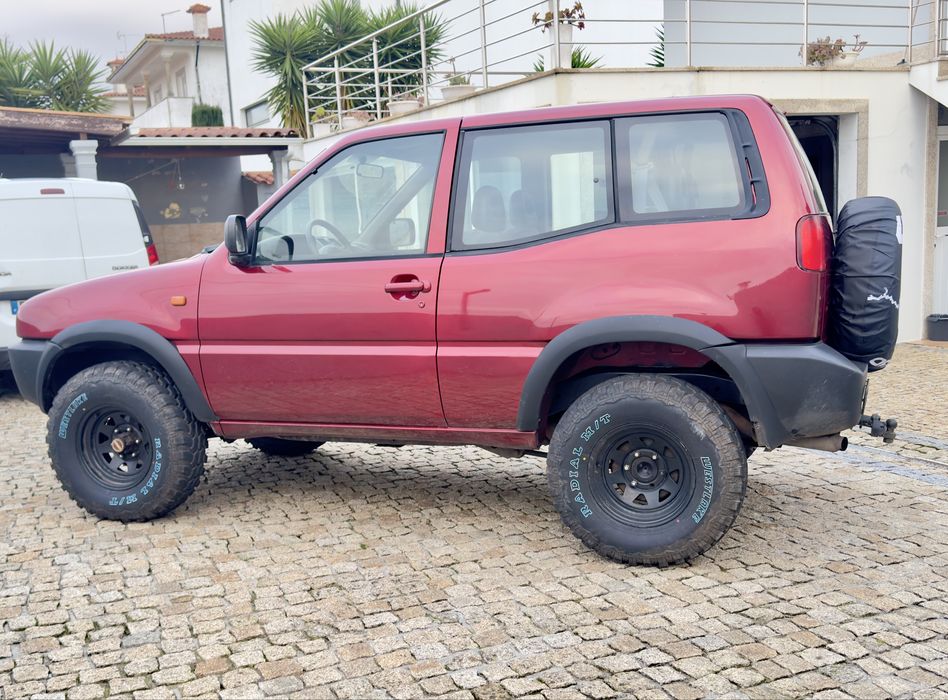 Nissan terrano II SLX