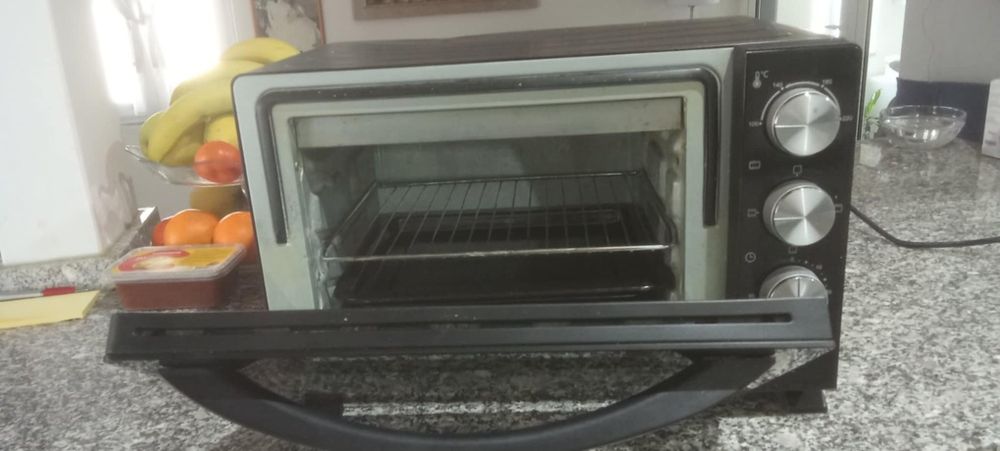Forno Becken preto