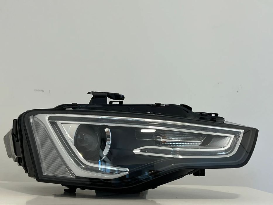 Farol Otica Original Audi A4 B8 Facelift lado Direito