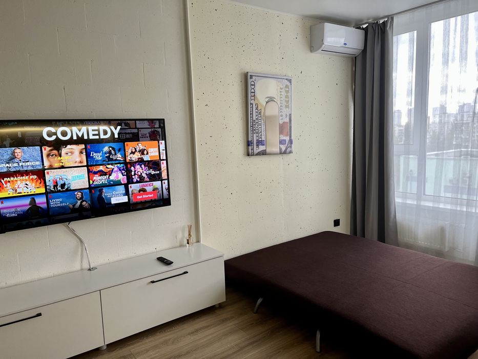 1к квартира студия с лоджией посуточно ЖК Комфорт Таун