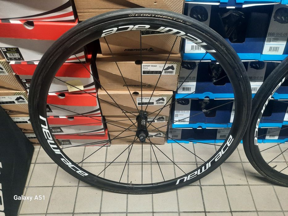 New race carbono  estrada super leves