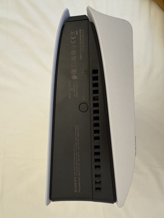 PlayStation 5 ( Standard )+ FIFA 26 + Acessórios
